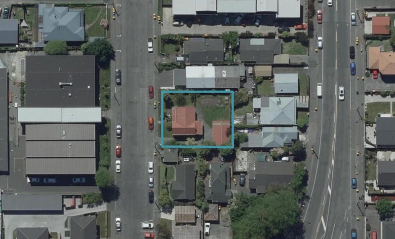 16 Packe Street, Edgeware, Christchurch - Carousel 1