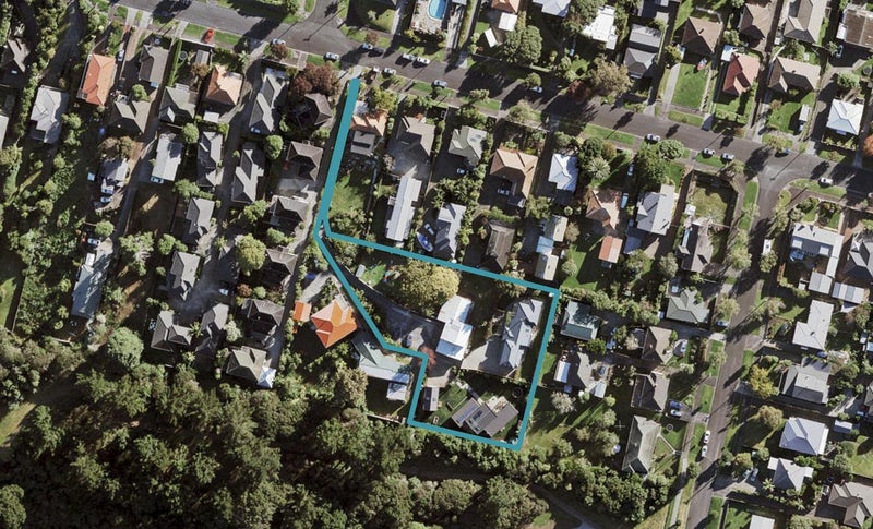 24E Fairlands Avenue, Waterview, Auckland - Carousel 1
