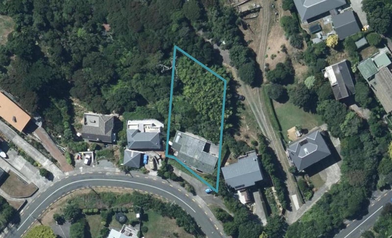 39 Kahu Road, Paremata, Porirua - Carousel 1