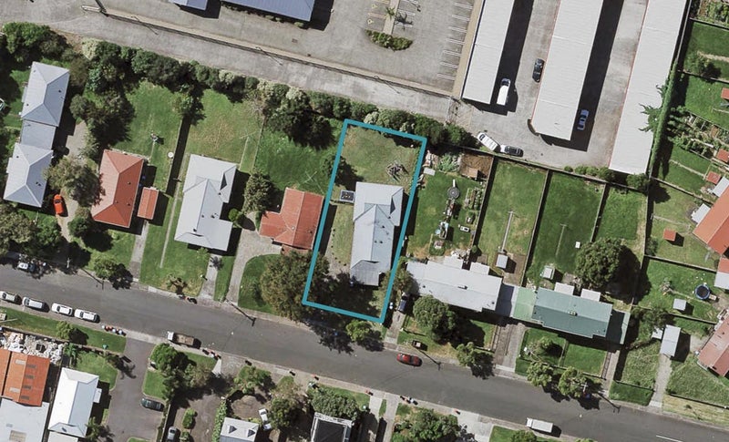 8 Dunn Road, Panmure, Auckland - Carousel 1