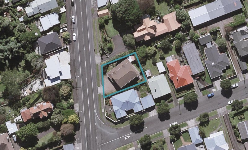 115 Carrington Street, Lower Vogeltown, New Plymouth - Carousel 1