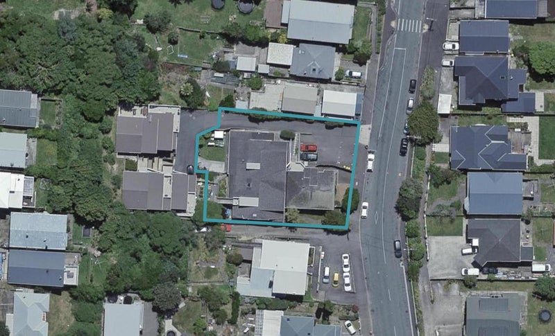 80 Queens Drive, Lyall Bay, Wellington - Carousel 1