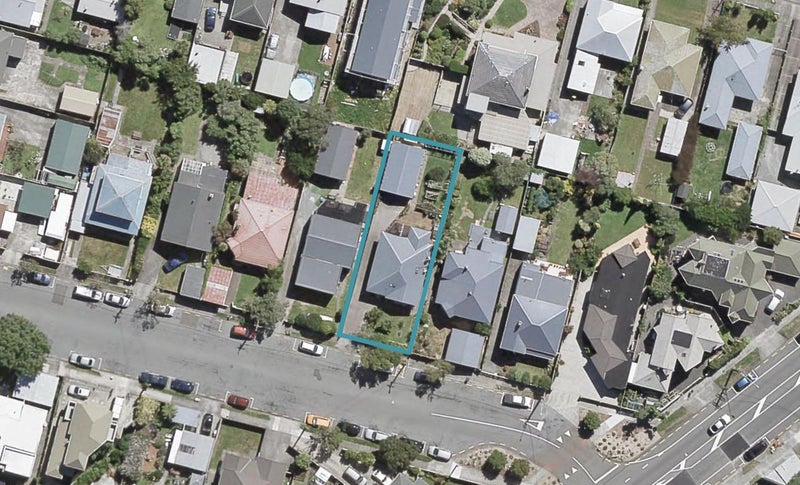 8 Bristol Square, Hutt Central, Lower Hutt - Carousel 1