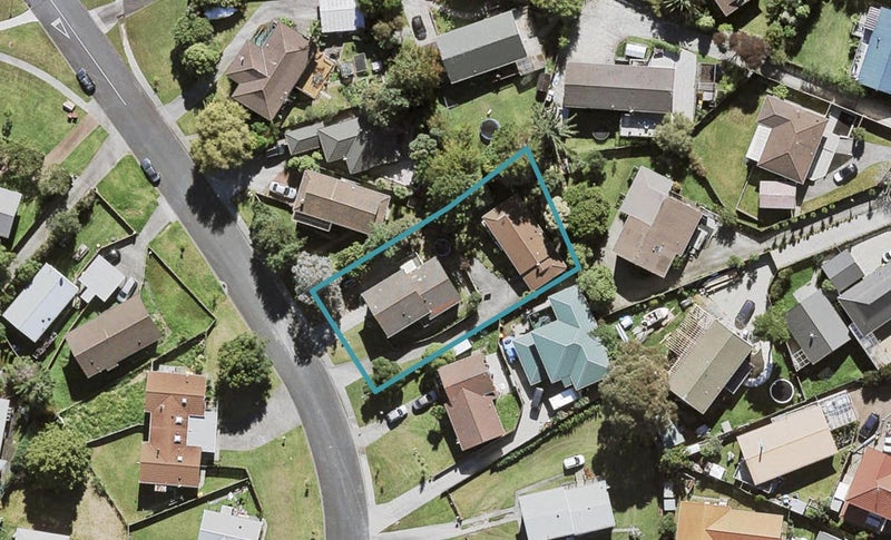 12 Rena Place, West Harbour, Auckland - Carousel 1