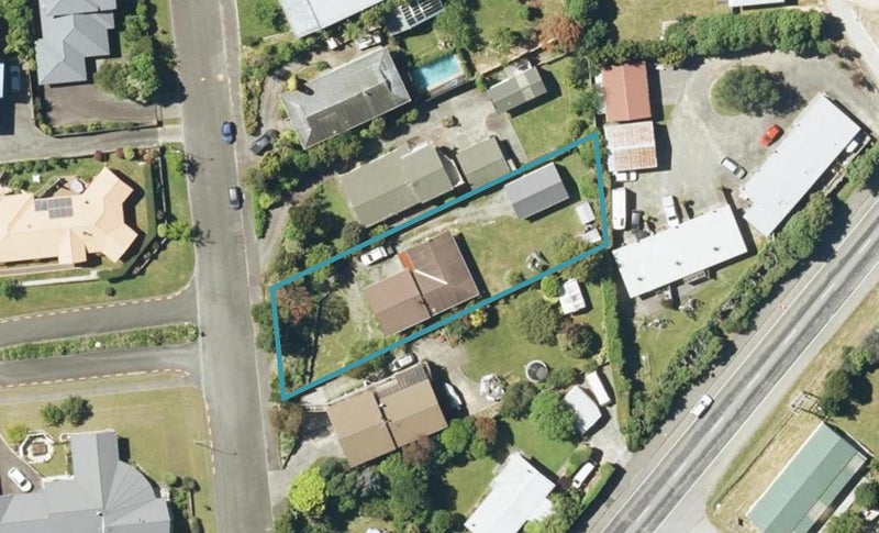 3 Ranui Street, Waikawa, Picton - Carousel 1