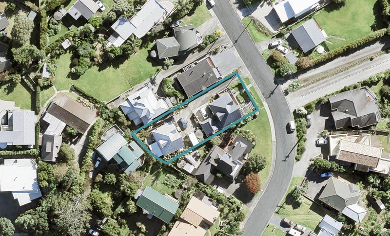 2/6 Duncansby Road, Stanmore Bay, Whangaparāoa - Carousel 1