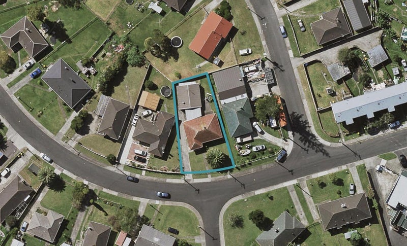 24 Velvet Crescent, Otara, Auckland - Carousel 1