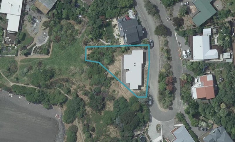 8 Cass Bay Place, Cass Bay, Lyttelton - Carousel 1
