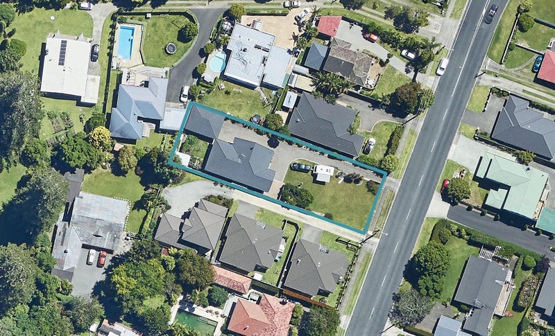 215 Grange Road, Otumoetai, Tauranga - Carousel 1