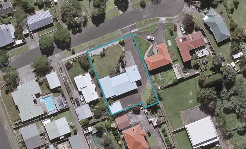 12 Chesney Street, Bell Block, New Plymouth - Carousel 1