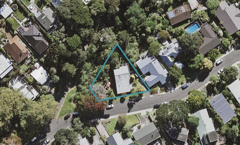 2 Learmonth Avenue, Birkenhead, Auckland - Carousel 1