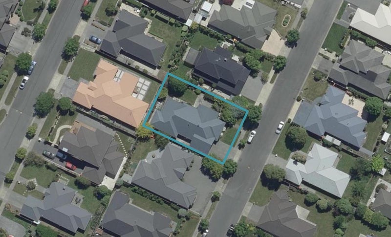 8 Jasper Place, Northwood, Christchurch - Carousel 1
