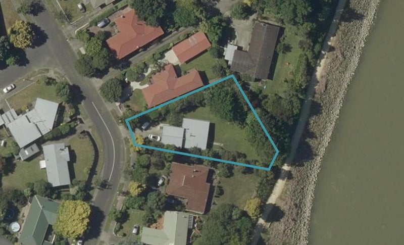 130 Buick Crescent, Awapuni, Palmerston North - Carousel 1