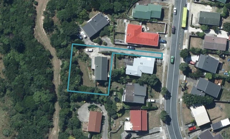 140 Conclusion Street, Ascot Park, Porirua - Carousel 1