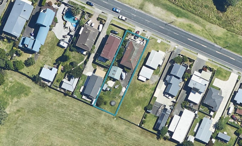 868 Papamoa Beach Road, Papamoa Beach, Papamoa - Carousel 1