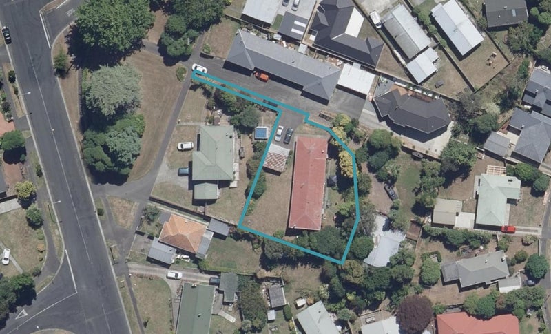 8A Albert Street, Hamilton East, Hamilton - Carousel 1