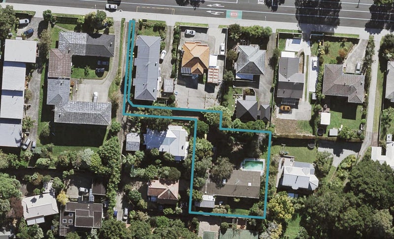 230 Onewa Road, Birkenhead, Auckland - Carousel 1