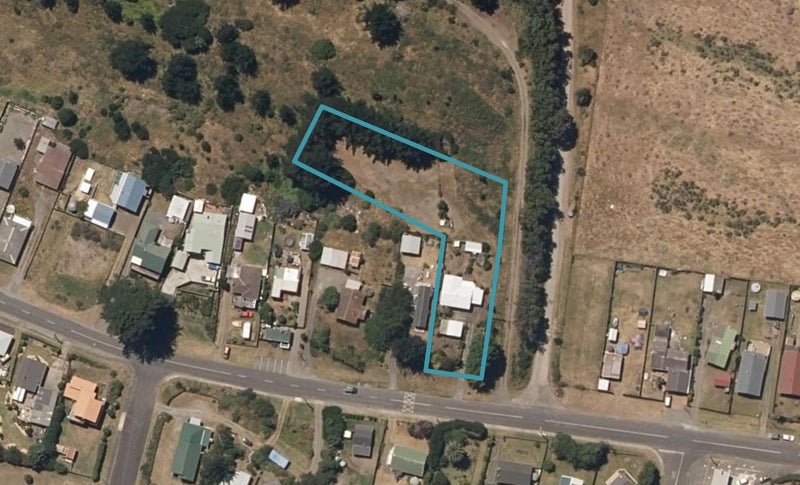 602 Waitarere Beach Road, Waitarere Beach, Levin - Carousel 1
