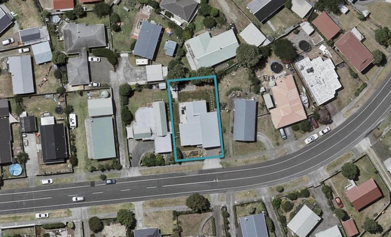 23 Rutherford Drive, Waikanae Beach, Waikanae - Carousel 1
