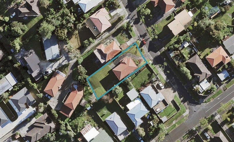 37 Hillview Avenue, New Windsor, Auckland - Carousel 1