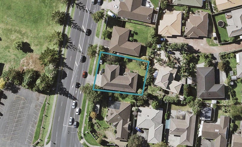 254 Botany Road, Golflands, Auckland - Carousel 1