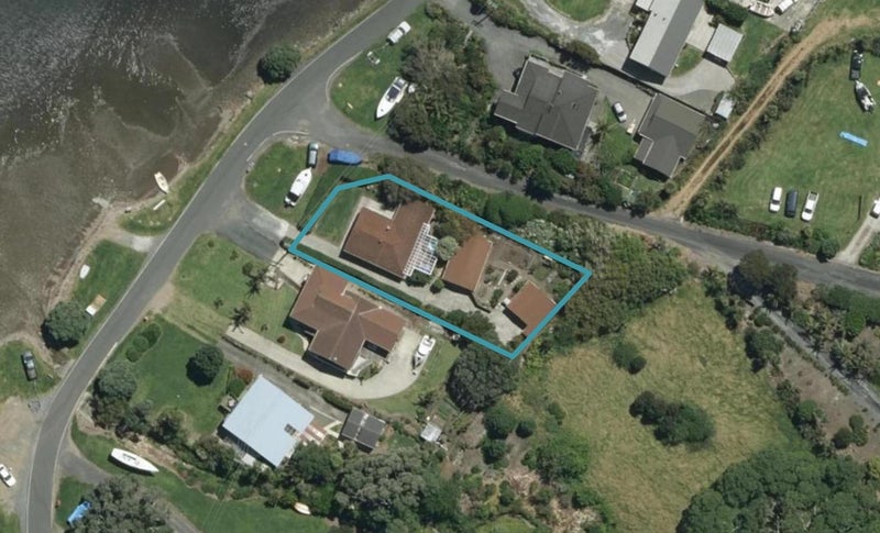 61 Urquharts Bay Road, Whangarei - Carousel 1