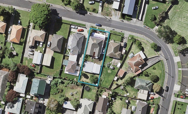 38 Caen Road, Panmure, Auckland - Carousel 1