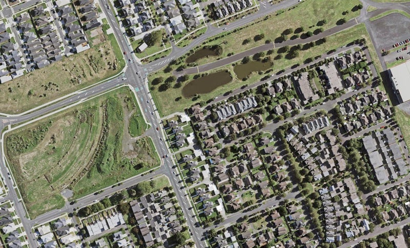 28 The Track, Takanini, Auckland - Carousel 1
