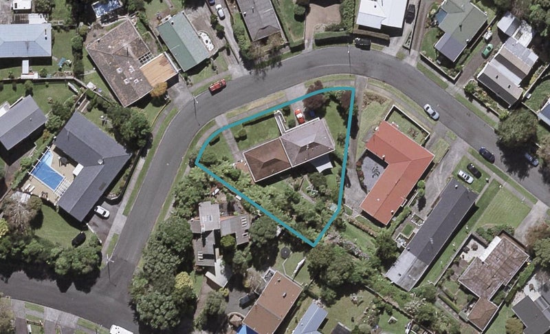 6 Ambury Place, Merrilands, New Plymouth - Carousel 1