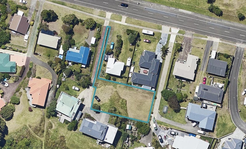 386 Harbour Road, Ohope, Ōhope - Carousel 1