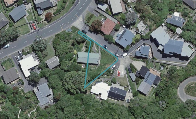 153 Cockayne Road, Khandallah, Wellington - Carousel 1