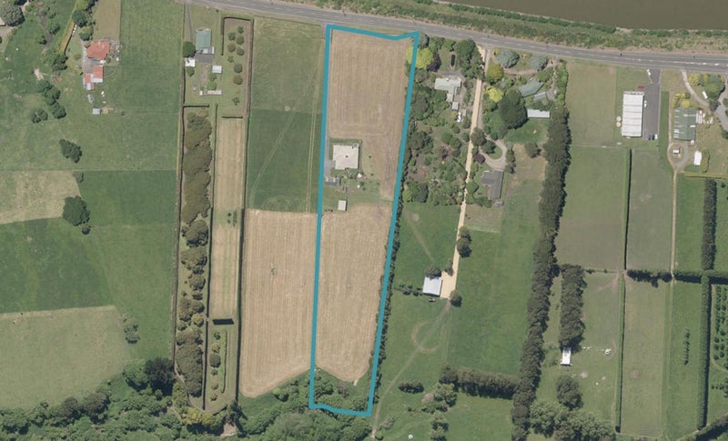 100 Riverbank Road, OKOIA, WHANGANUI - Carousel 1