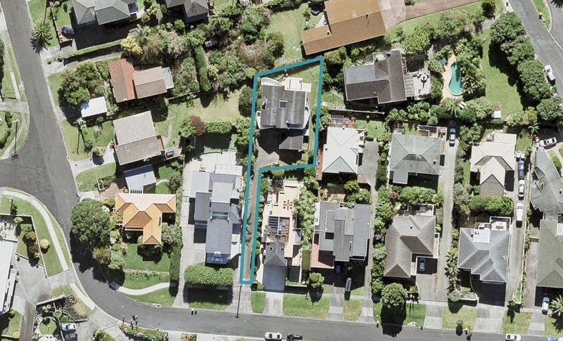 6A Clifton Road, Waiake, Auckland - Carousel 1