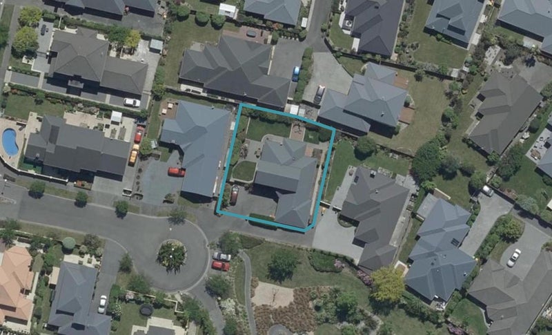5 Benmore Gardens, Harewood, Christchurch - Carousel 1