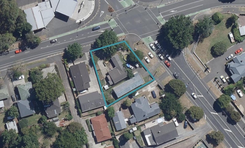 213 Galloway Street, Hamilton East, Hamilton - Carousel 1