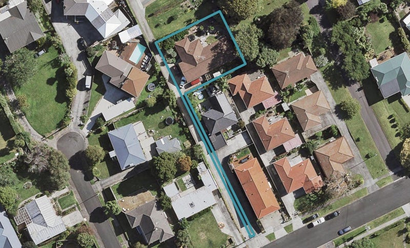 16B Arthur Road, Hillpark, Auckland - Carousel 1