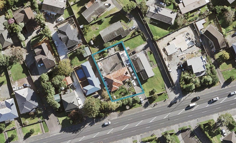 30 Maioro Street, New Windsor, Auckland - Carousel 1