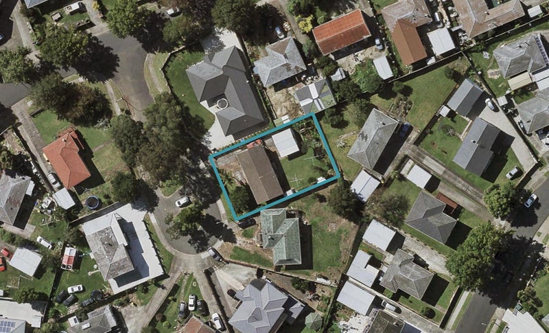 4 Astral Place, Clover Park, Auckland - Carousel 1