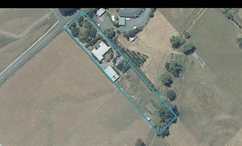 127 Higgins Road, Wakefield - Carousel 1