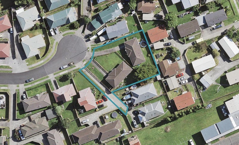 17 Nerissa Place, Randwick Park, Auckland - Carousel 1