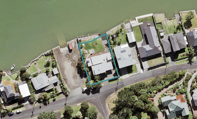 58 The Terrace, Herald Island, Auckland - Carousel 1