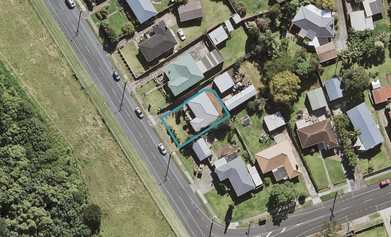181 Wallace Road, Mangere Bridge, Auckland - Carousel 1