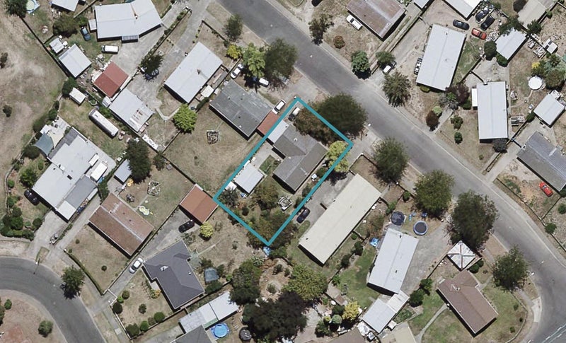 60 Columbus Crescent, Flaxmere, Hastings - Carousel 1