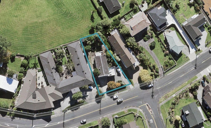 158 Royal Road, Massey, Auckland - Carousel 1