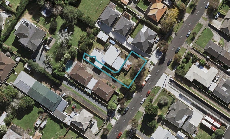 12A Central Avenue, Papatoetoe, Auckland - Carousel 1
