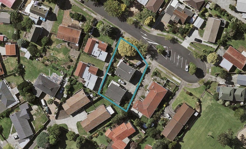 1/9 Courant Place, Clover Park, Auckland - Carousel 1