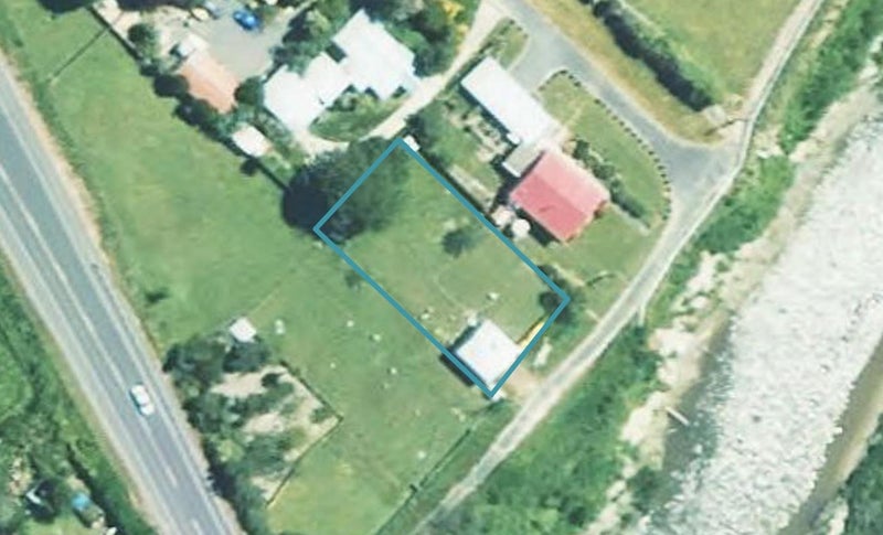 16 Wye Street, WAITOTARA - Carousel 1