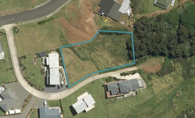 11 Tiaho Place, Whangarei - Carousel 1