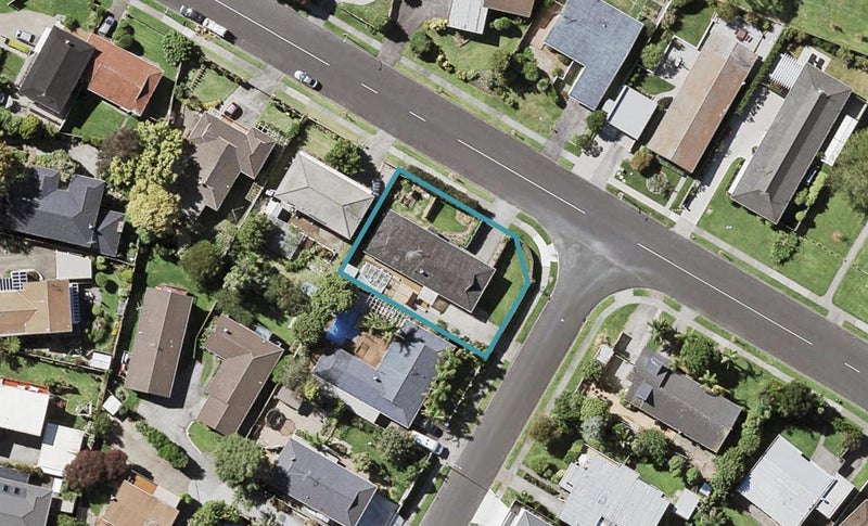 1 Olena Avenue, Sunnyhills, Auckland - Carousel 1