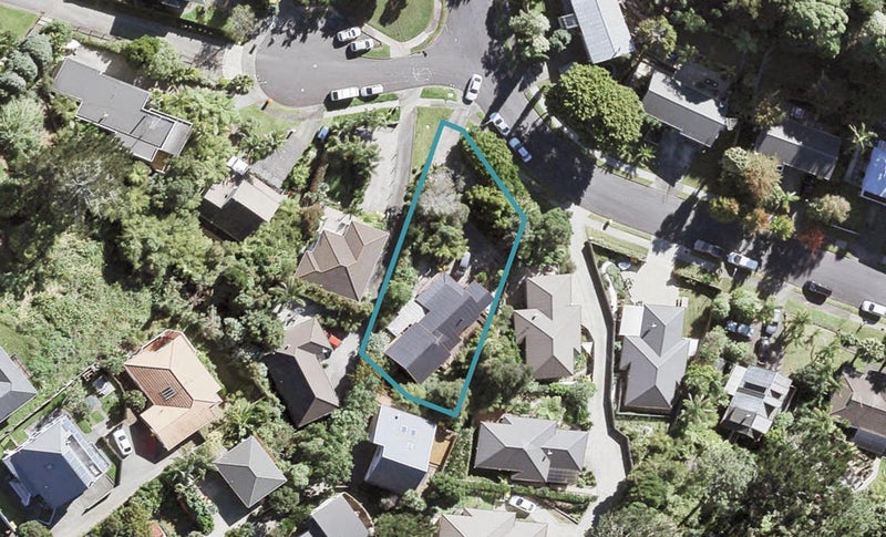 64 Topliss Drive, Northcross, Auckland - Carousel 1